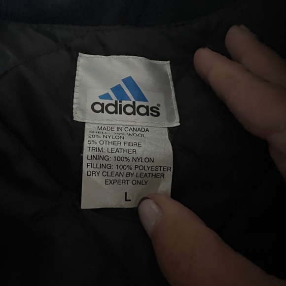 YANKEES VARSITY JACKET • adidas brand - Picture 2 of 4